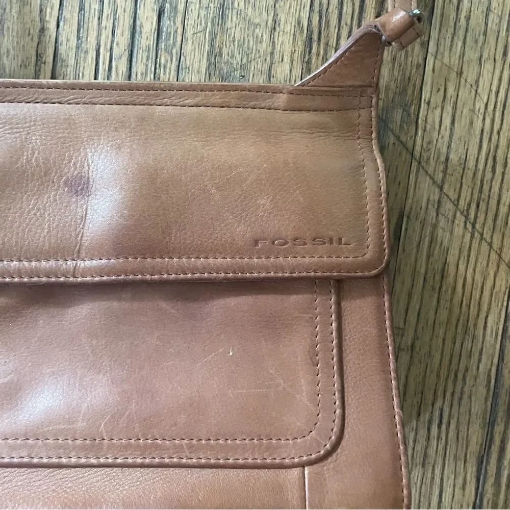 Fossil crossbody bag
